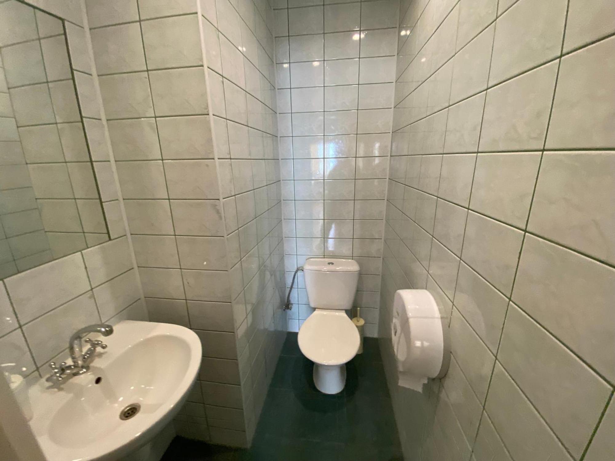 Hostel Viktorija With Private Rooms 里加 外观 照片