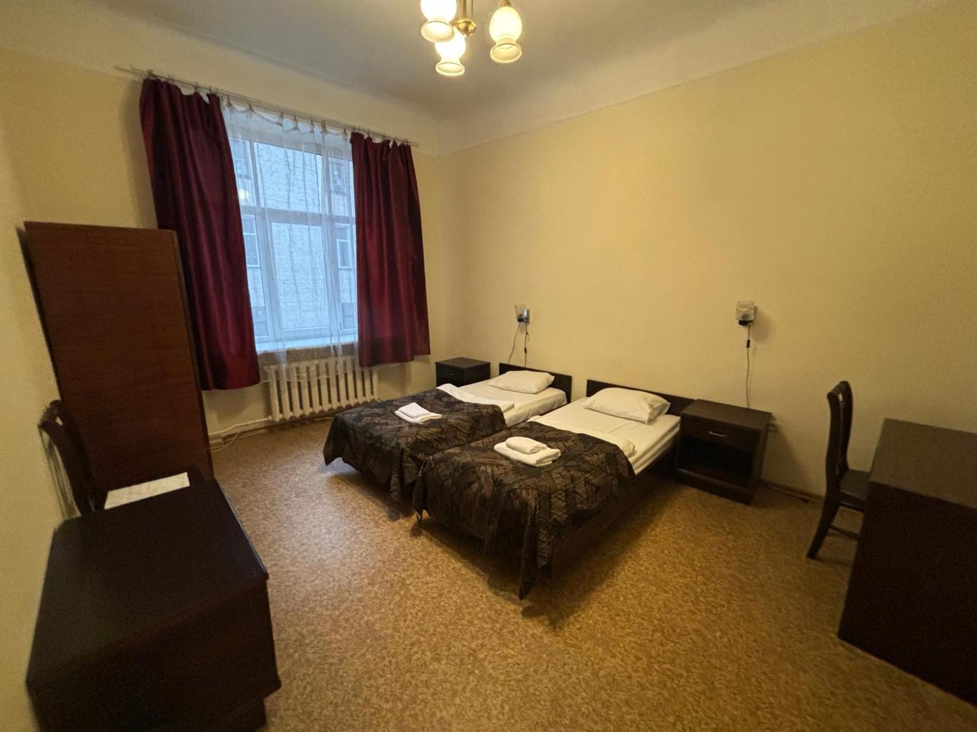 Hostel Viktorija With Private Rooms 里加 外观 照片